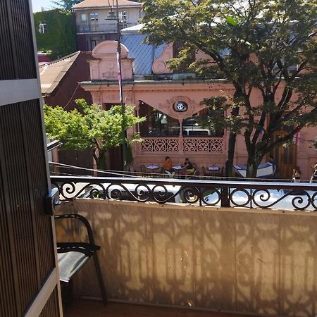 Апартамент На Абашидзе Batumi Ngoại thất bức ảnh